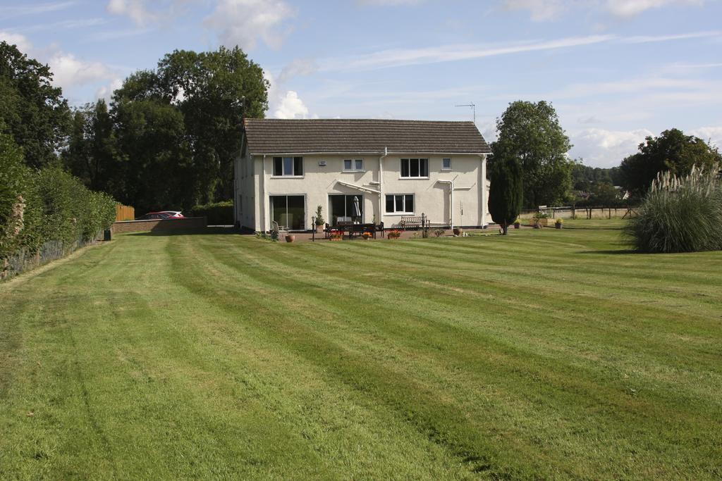 Broadwell Guest House Meriden  Dış mekan fotoğraf
